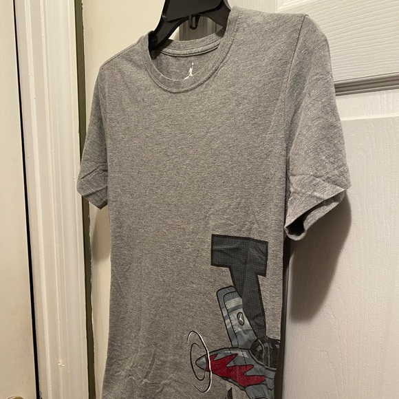 Jordan Collection Flight Graphic and Embroidered Jordan Jumpman Logo T-shirt - Picture 2 of 6